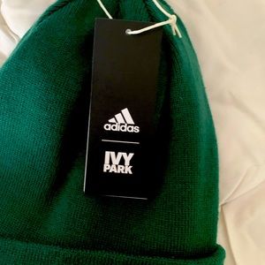 IVY PARK NWT beanie